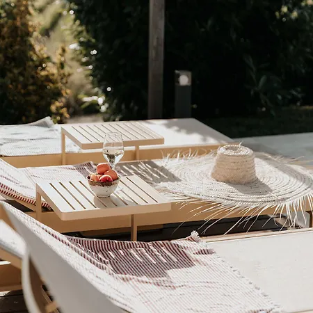 Chateau La Grande Clotte فندق مبيت وإفطار 3*