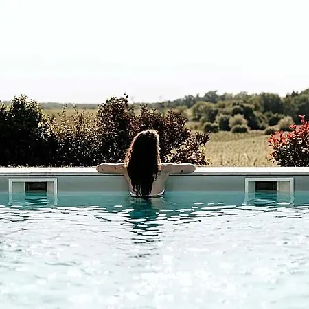 Chateau La Grande Clotte 3*